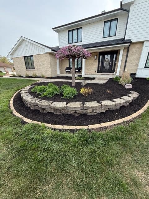 Gallery photos for Stunning Black Mulch Transformation in Suburban Front Yard: Image #1