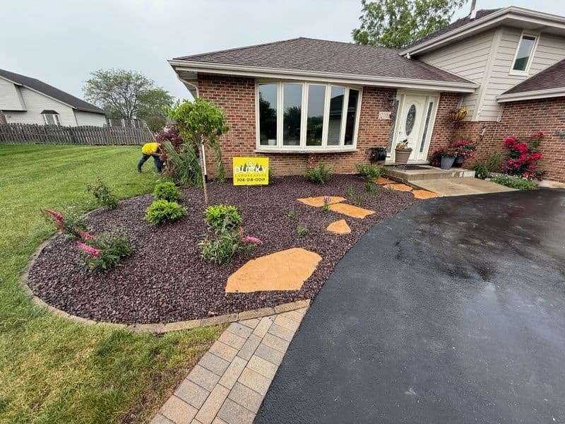Stunning Yard Makeover with Decorative Touches image