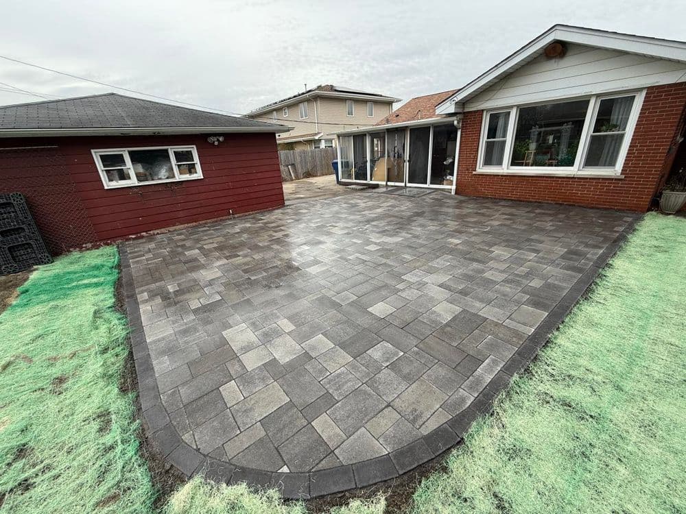 Backyard Patio Installation in Oak Lawn