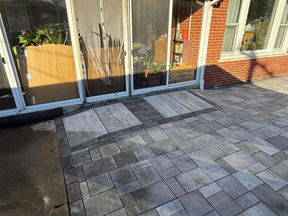 Gallery photos for Backyard Patio Installation in Oak Lawn: Image #4